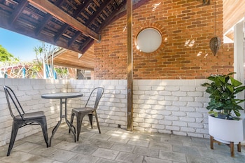 aquarius backpacker resort