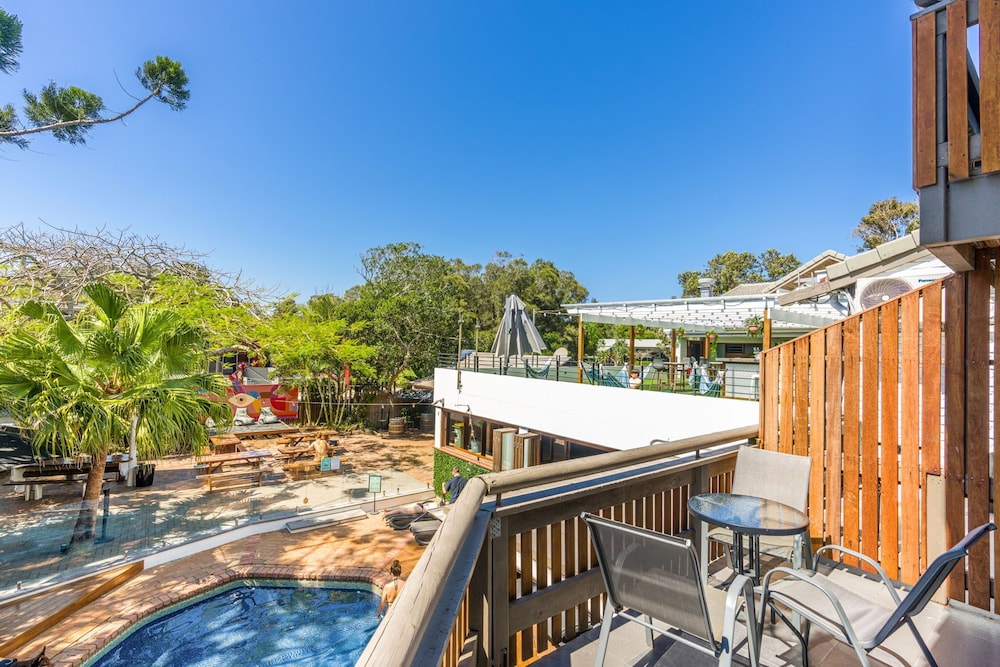 aquarius backpacker resort