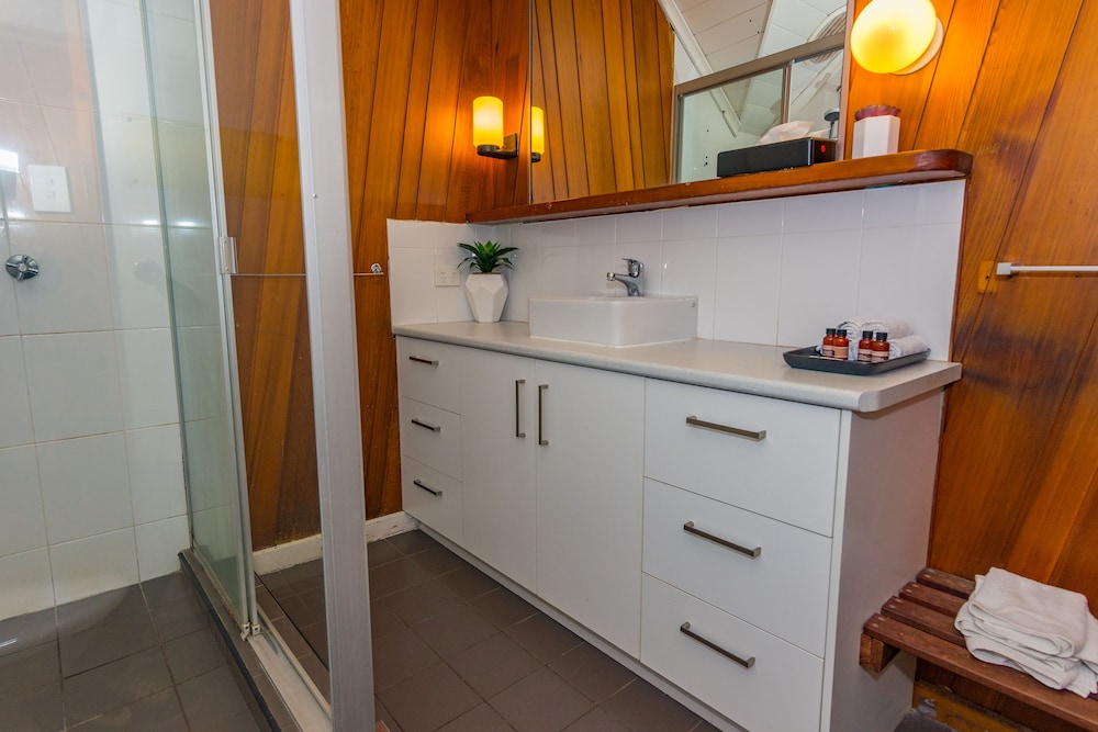 aquarius backpacker resort