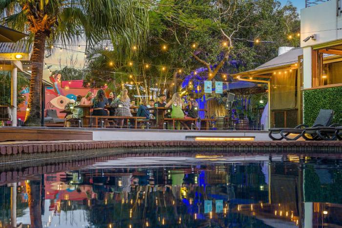 aquarius backpacker resort