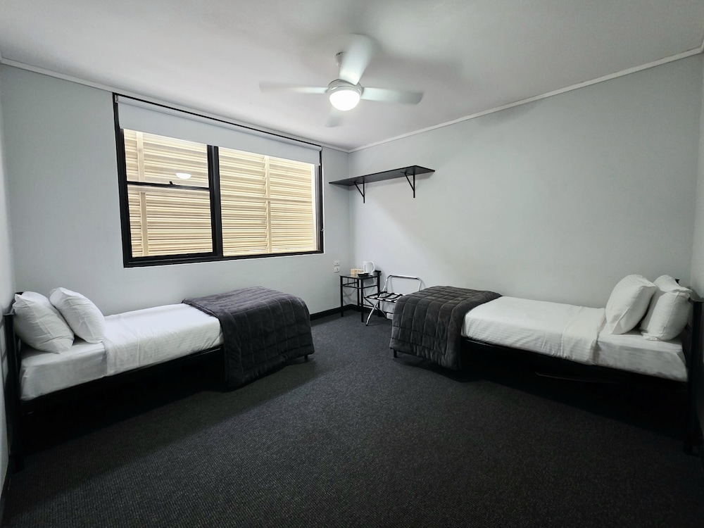 panania hotel