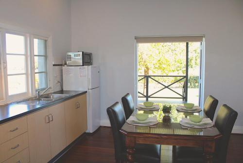 upper reach spa cottage