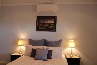 upper reach spa cottage