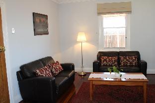 upper reach spa cottage