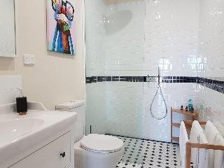 kernow charters towers