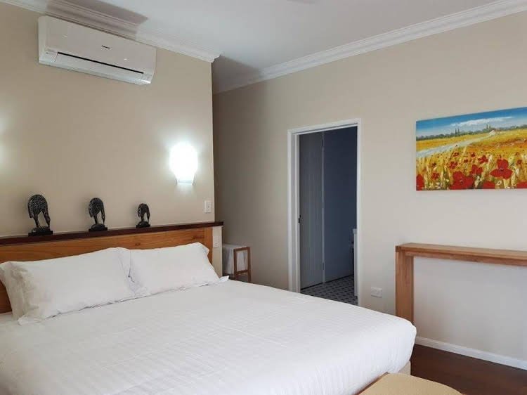 kernow charters towers