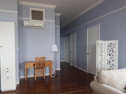 kernow charters towers