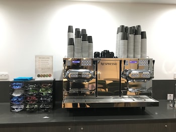 valuesuites green square