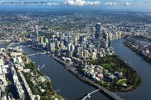 brisbane skytower by cllix