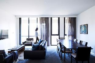 Knightsbridge Canberra,Canberra>>Barton,4 star