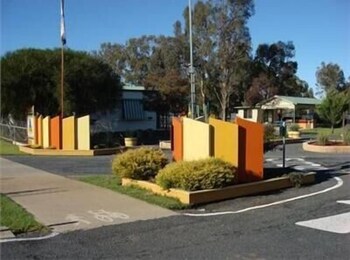 junee