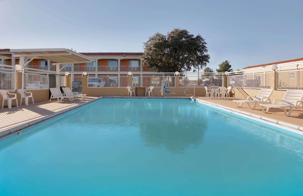 super 8 by wyndham abilene north