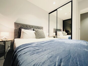 mega style apartments victoria one