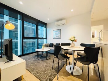mega style apartments victoria one