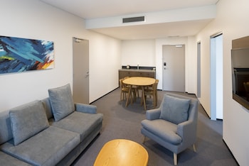 holiday inn sydney st marys by ihg