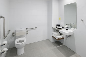 holiday inn sydney st marys by ihg