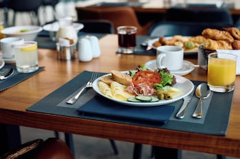holiday inn sydney st marys by ihg