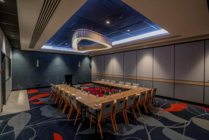 holiday inn sydney st marys by ihg