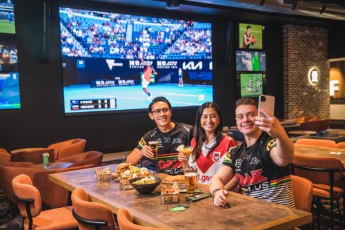 holiday inn sydney st marys by ihg