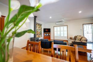 birds n bloom cottages