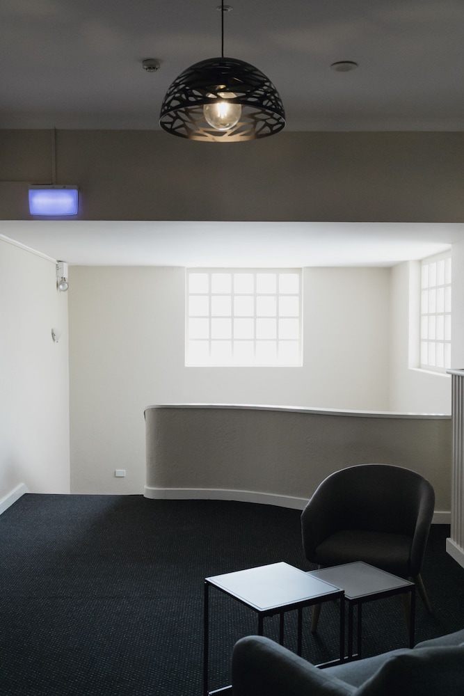 general roberts hotel