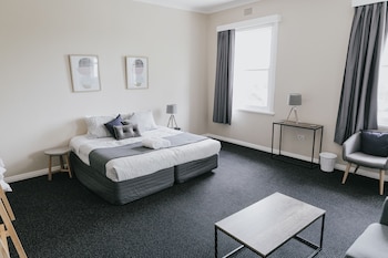 general roberts hotel