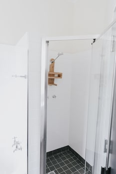 general roberts hotel