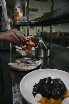 general roberts hotel