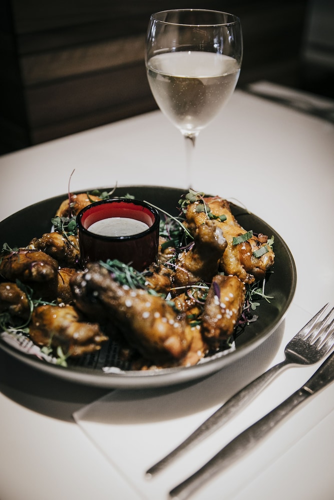 general roberts hotel