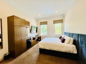 clarendon hotel melbourne