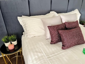 clarendon hotel melbourne