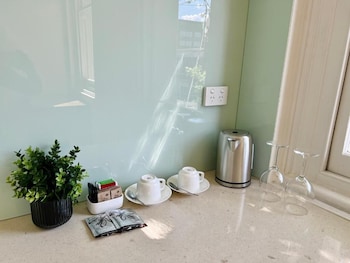 clarendon hotel melbourne