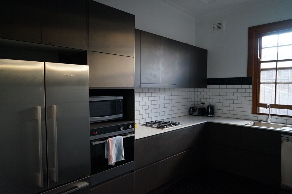 Guildford Hotel,Blaxcell>>Arncliffe,3 star