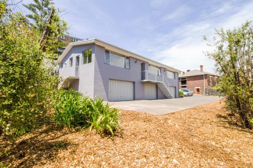 cbd apartments launceston