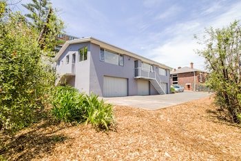 cbd apartments launceston