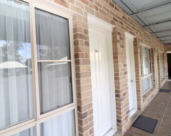 Crows Nest Motel,Crows Nest>>Brisbane,4 star