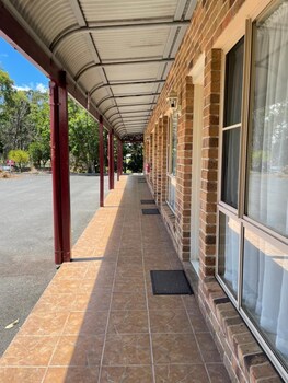 Crows Nest Motel,Crows Nest>>Brisbane,4 star