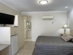 crows nest motel