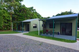 daintree peaks eco stays