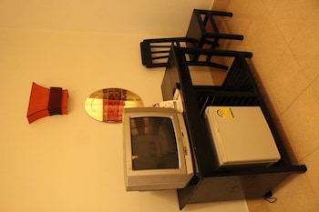 bou savy guesthouse