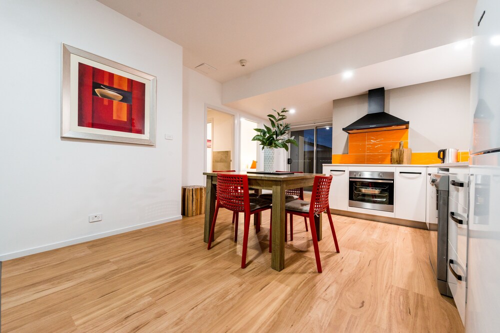 ulverstone river edge apartments
