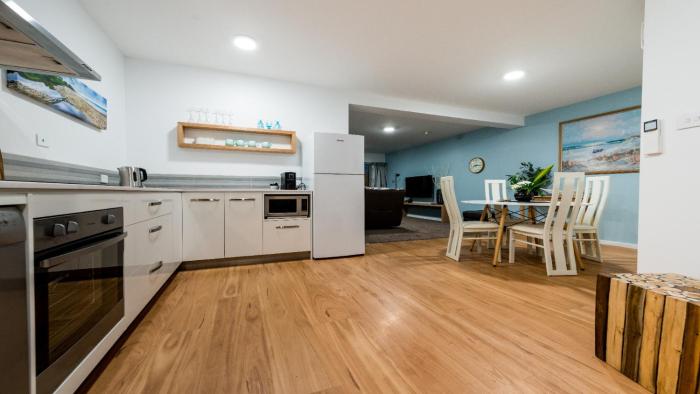 ulverstone river edge apartments