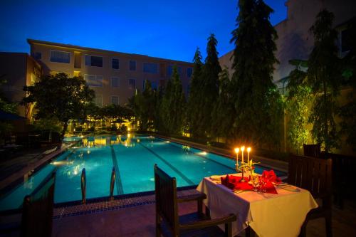 starry angkor hotel