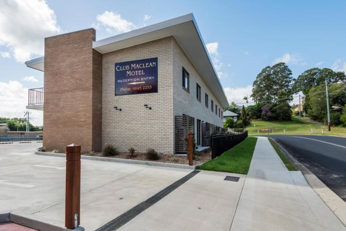 club maclean motel