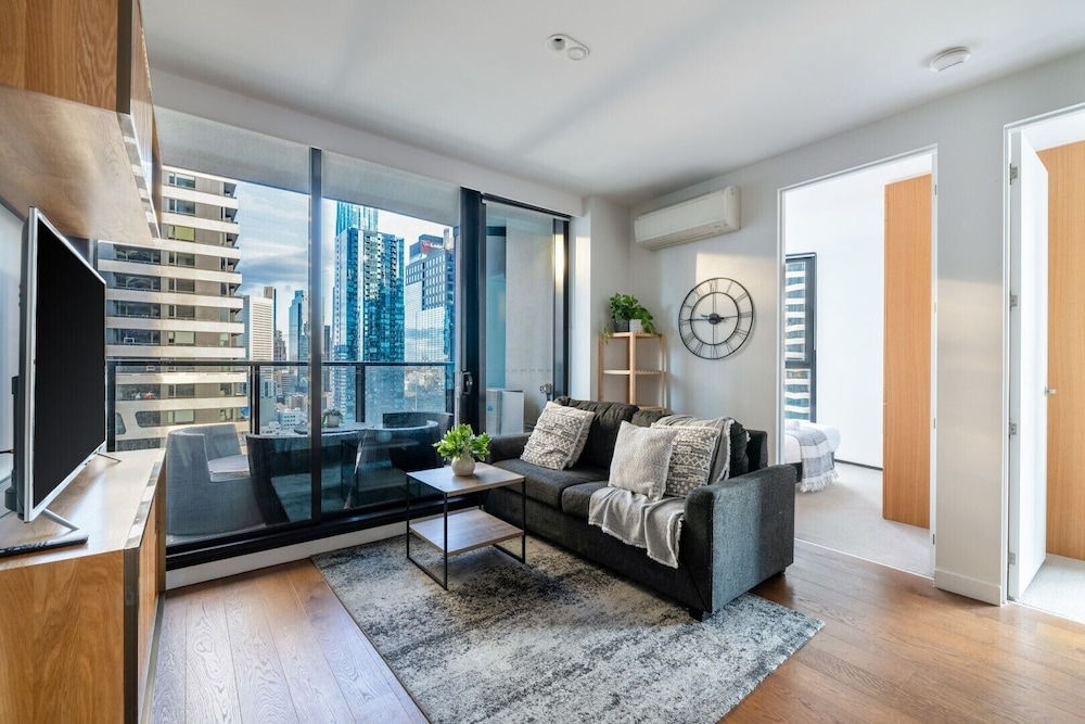 mega style apartments light house