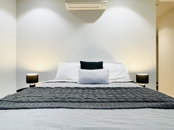 mega style apartments light house