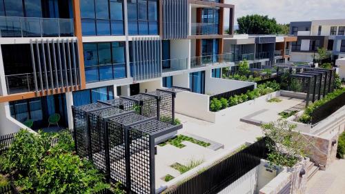 the peninsula at hope island