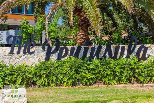 the peninsula at hope island