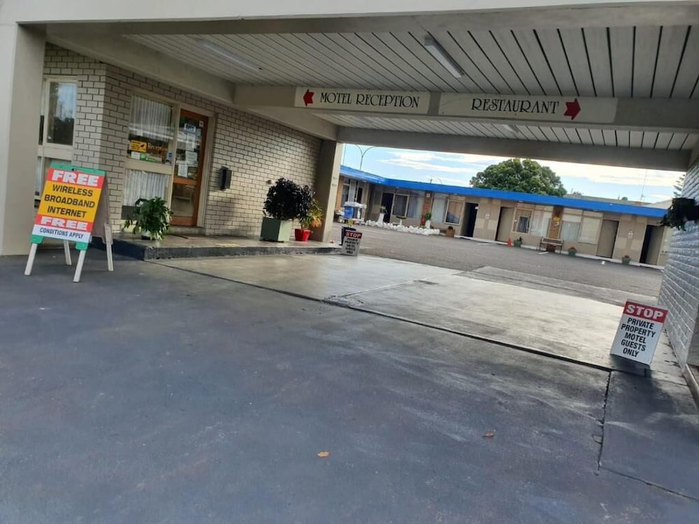 morwell parkside motel