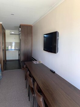 jerilderie motor inn